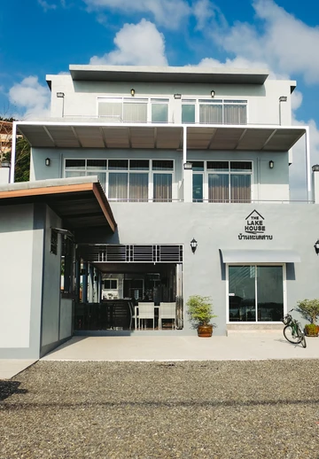 รูปภาพของบ้านทะเลสาบเกาะยอ