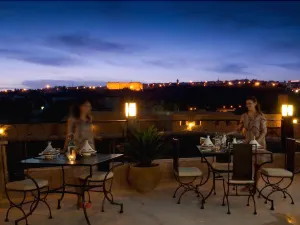 Riad Laaroussa