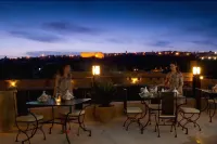 Riad Laaroussa