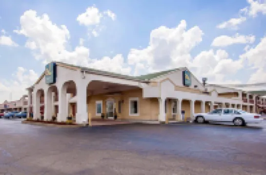 Quality Inn & Suites