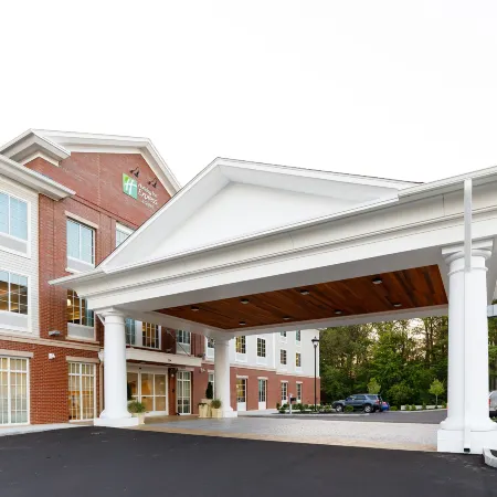 Holiday Inn Express & Suites STURBRIDGE by IHG