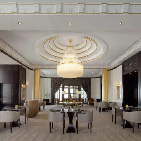 Radisson Blu Hotel, Dubai Deira Creek