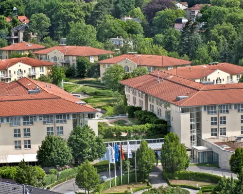 Radisson Blu Park Hotel & Conference Centre, Dresden Radebeul Отели рядом с достопримечательностью «Клотче»