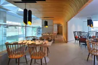 Radisson Bengaluru City Center - Breakfast