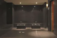Radisson Blu Hotel, Zurich Airport - Hot Tub
