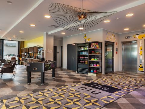 Holiday Inn - the niu, FURY ASCHHEIM MESSE by IHG