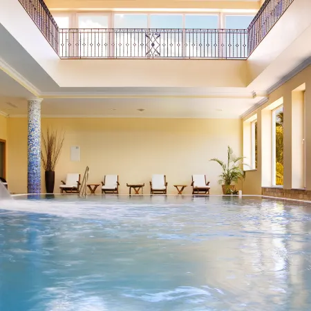 Ria Park Garden Hotel