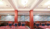 Treebo Komfort Suites, 3 Km from Mysore Palace