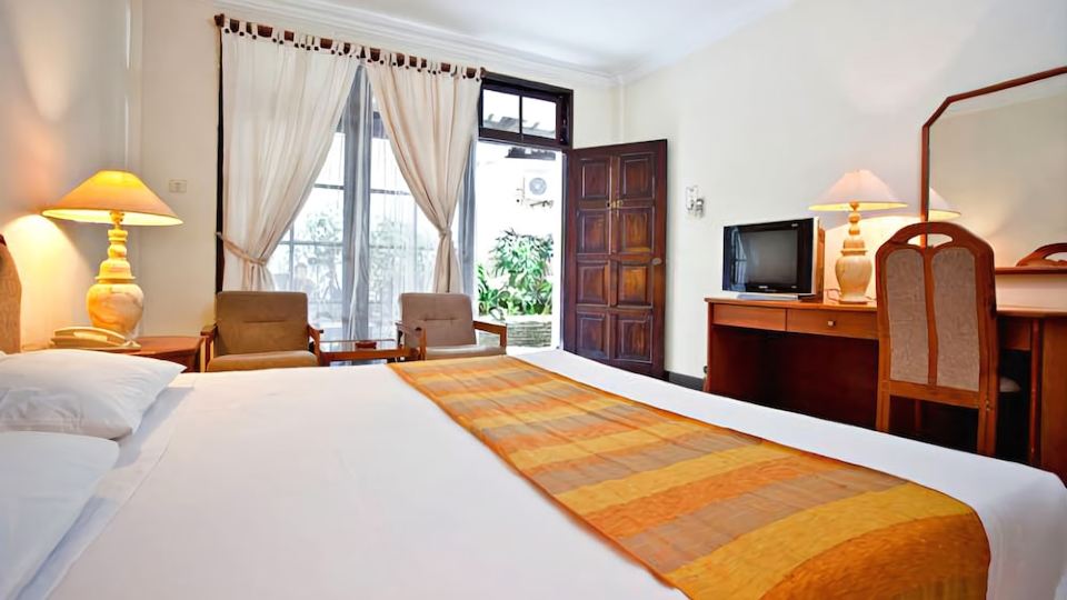 Bintang Senggigi Hotel