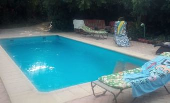 Studio in Jaén, with Wonderful Mountain View, Pool Access, Furnished Garden - 100 km from The Slopes