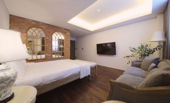 KAYLA HOTEL
