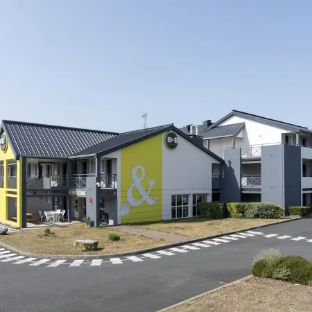 B&B Hotel Chateauroux Aéroport