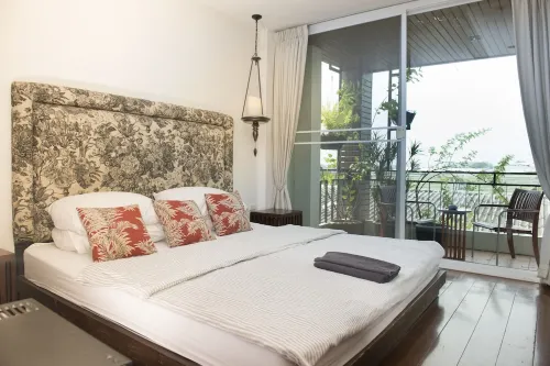 Bang Pa-in Place Hotels in Amphoe Bang Pa-in