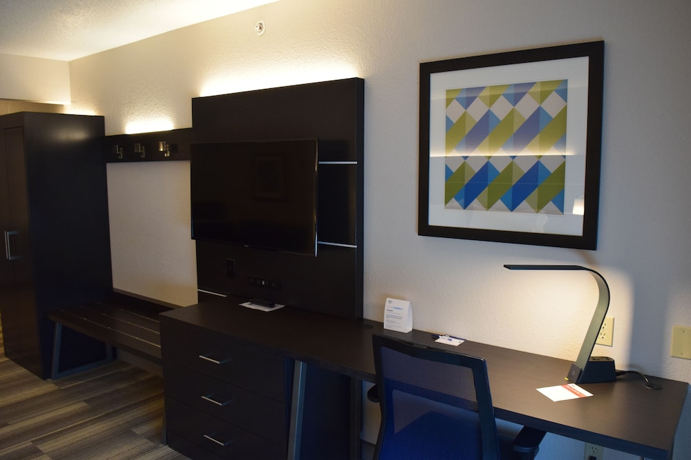 Holiday Inn Express Hotel & Suites Sparta, an Ihg Hotel