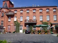 Altwernigeröder Apparthotel Hotels near No. 1 Mode