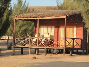 Campement Lodge Océan & Savane