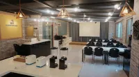 Sh Guesthouse Hotel di 
