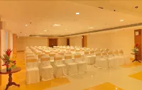 Dhanunjayas Luxury Hotel - parking
