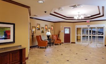 Holiday Inn Express & Suites Florence Northeast