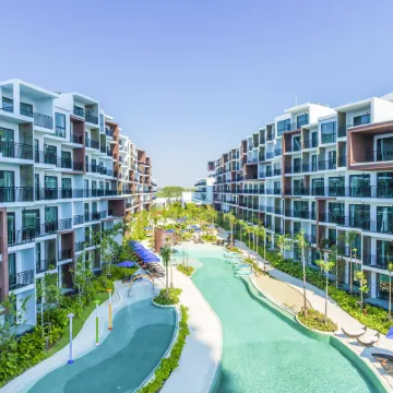 Centara Life Maris Resort Jomtien Hotels near Pattaya Floating Market