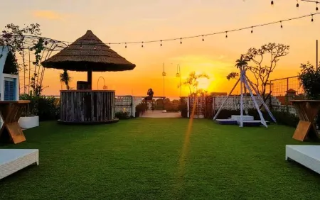 The Akmani Legian