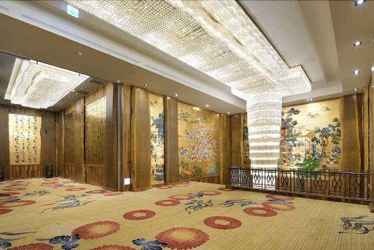 체크 인 셀렉트 타이난 융캉 호텔