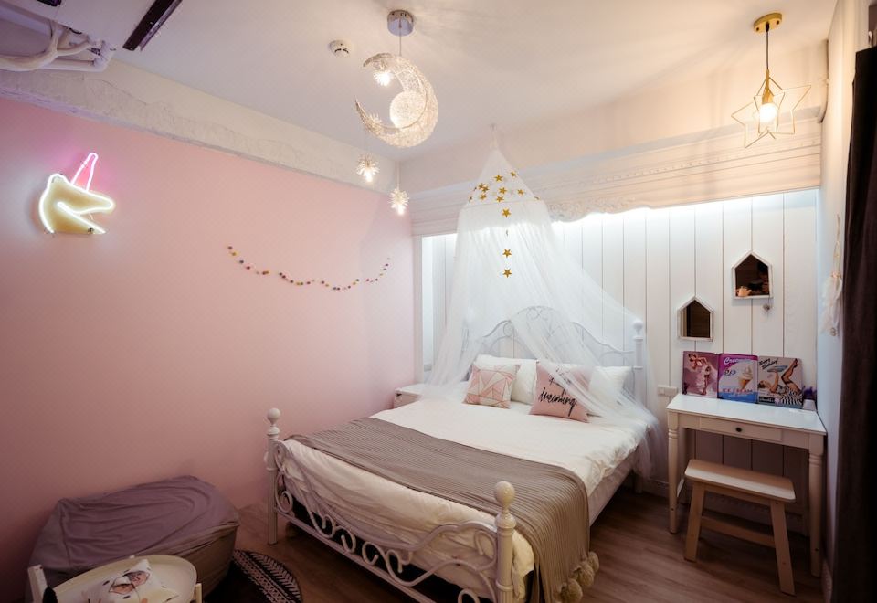 A Room Time Hotel Thumbnail 2