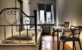 Hostel Chmielna 5 Rooms & Apartments