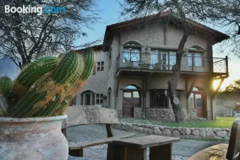 La Casa de La Bodega - Wine Boutique Hotel