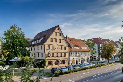 Hotel Gasthof Hasen Hotels in der Nähe von Lutz Ackermann Bildhauer