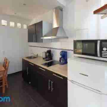 Lumen Apartments Dining/Meeting Rooms