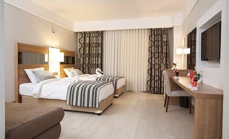 Cherry Garden City & Spa Hotel - Housity