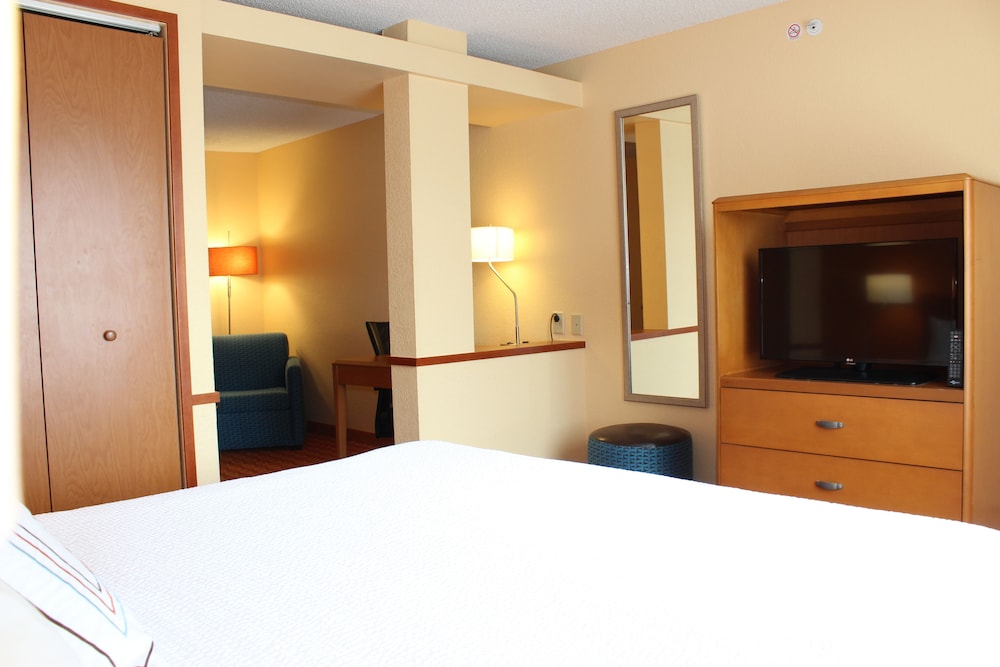 Fairfield Inn & Suites Fort Worth/Fossil Creek