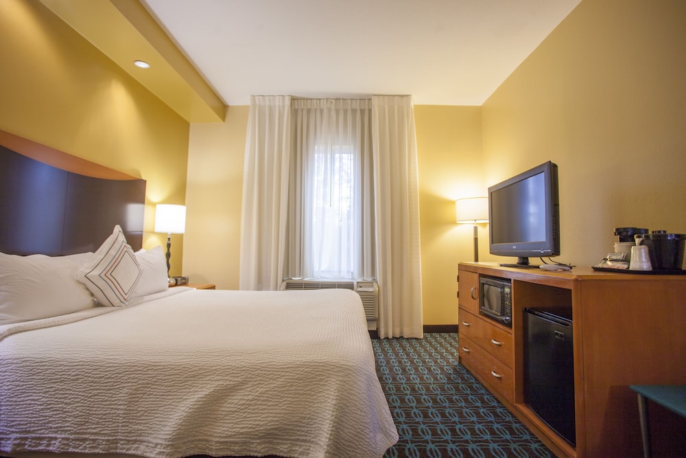 Fairfield Inn & Suites Houston Channelview