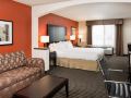 holiday-inn-express-and-suites-yosemite-park-area-an-ihg-hotel