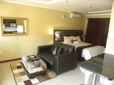 Croydon Hotel فنادق في Isando