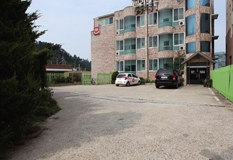 빌리언스모텔 이미지