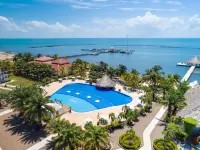 The Placencia - Pools