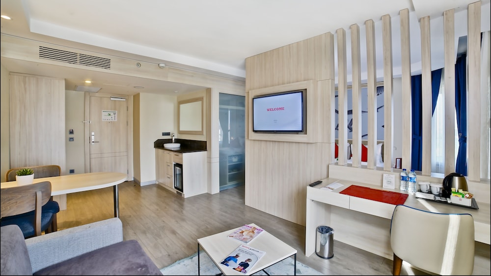 Ramada by Wyndham Istanbul Old City