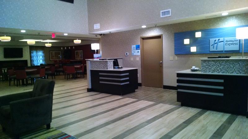 Holiday Inn Express Cloverdale - Greencastle, an Ihg Hotel