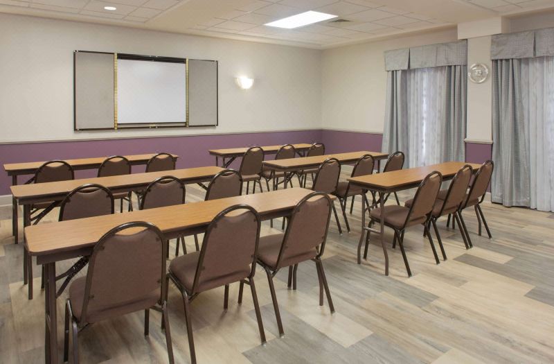 La Quinta Inn & Suites by Wyndham Mobile - Daphne photo 3