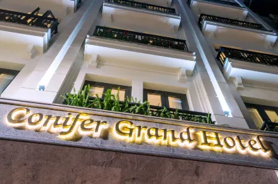 Conifer Grand Hotel Hotel in zona Cattedrale di San Giuseppe