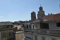 Hotel du Forum Hotels in Fourques
