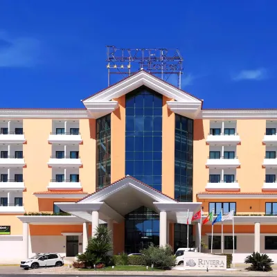 Riviera Hotel Hotel in zona Praia da Poca