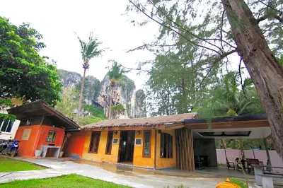 Baan Chao Mai Beach House