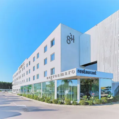 8Piuhotel Hotels near Lecce Castle