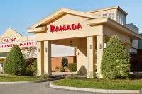 Ramada by Wyndham Lewiston Hotel & Conference Center Hotel dekat Bates College