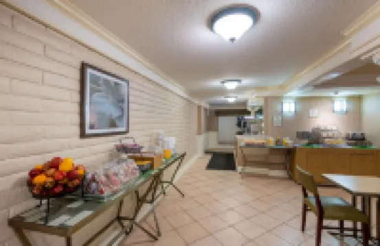 迪爾菲爾德海灘東-博卡拉頓拉昆塔溫德姆酒店