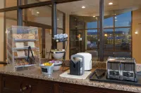 La Quinta by Wyndham Secaucus Meadowlands - breakfast