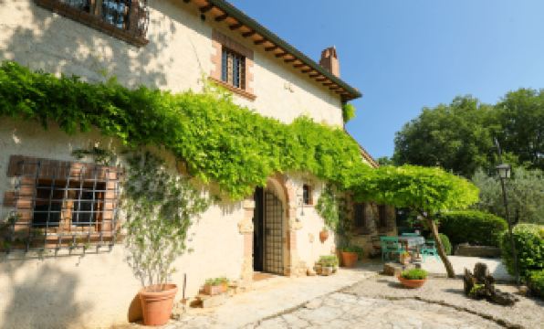 Hotel Oasis - Housity